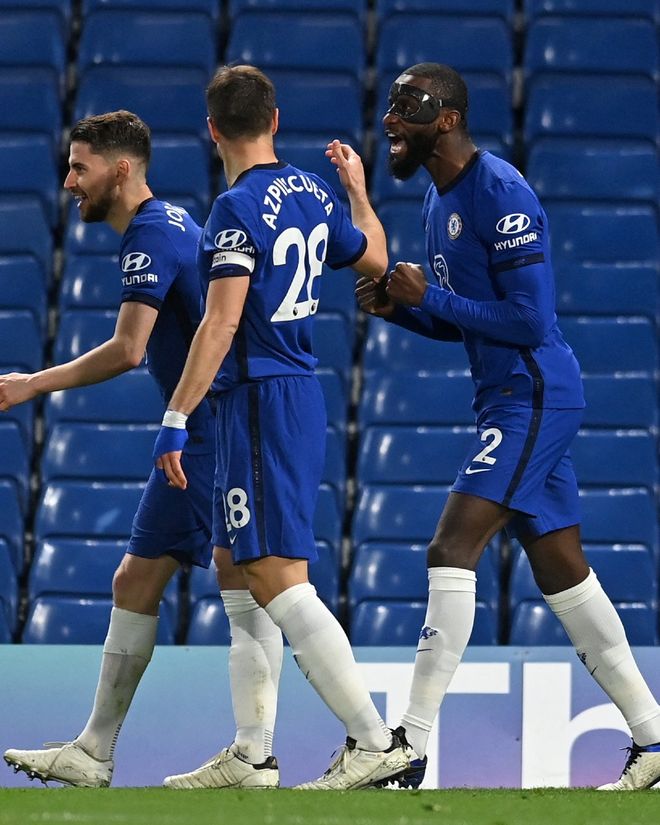 记录报：C罗并不会被追加禁赛，可以正常参加世界杯小组赛（记录报：C罗无需追加停赛，将照常出战世界杯小组赛）